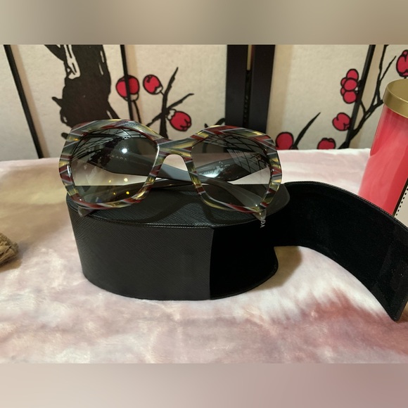 Prada oversized gradient sunglasses… Retail $250.00